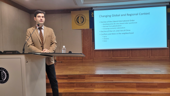 튀르키예·아제르바이잔학과, 세츠킨 쿄스템 교수 초청 특강 개최 이미지